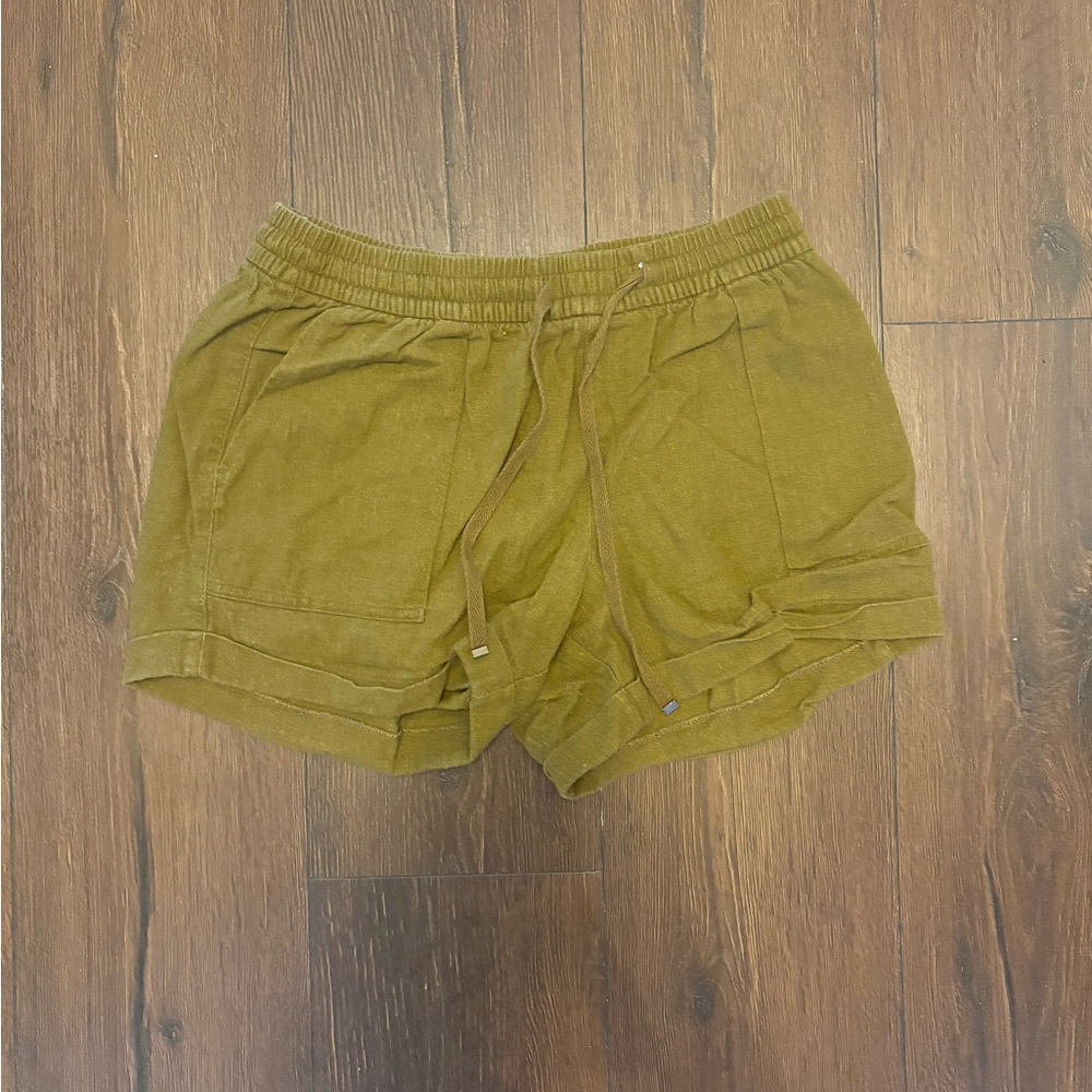 Old Navy Linen Blend Olive Green Shorts 💜